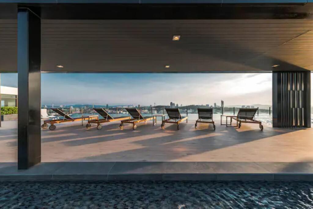 The Base Central Pattaya 2Bed King&Queen Sky Seaview & Infinity Pool Εξωτερικό φωτογραφία