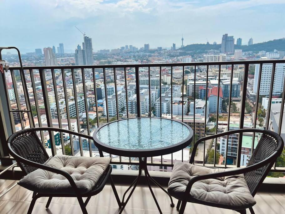 The Base Central Pattaya 2Bed King&Queen Sky Seaview & Infinity Pool Εξωτερικό φωτογραφία