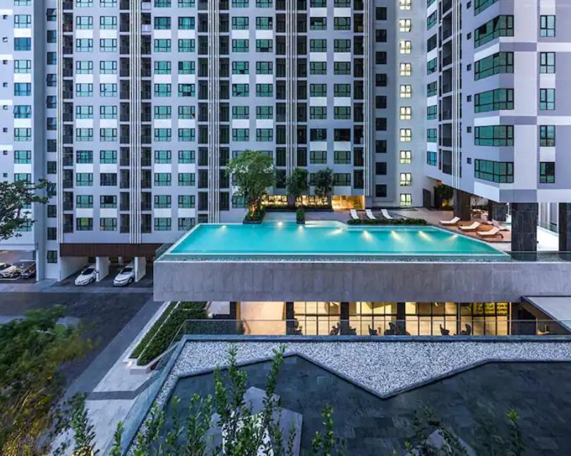 The Base Central Pattaya 2Bed King&Queen Sky Seaview & Infinity Pool Εξωτερικό φωτογραφία